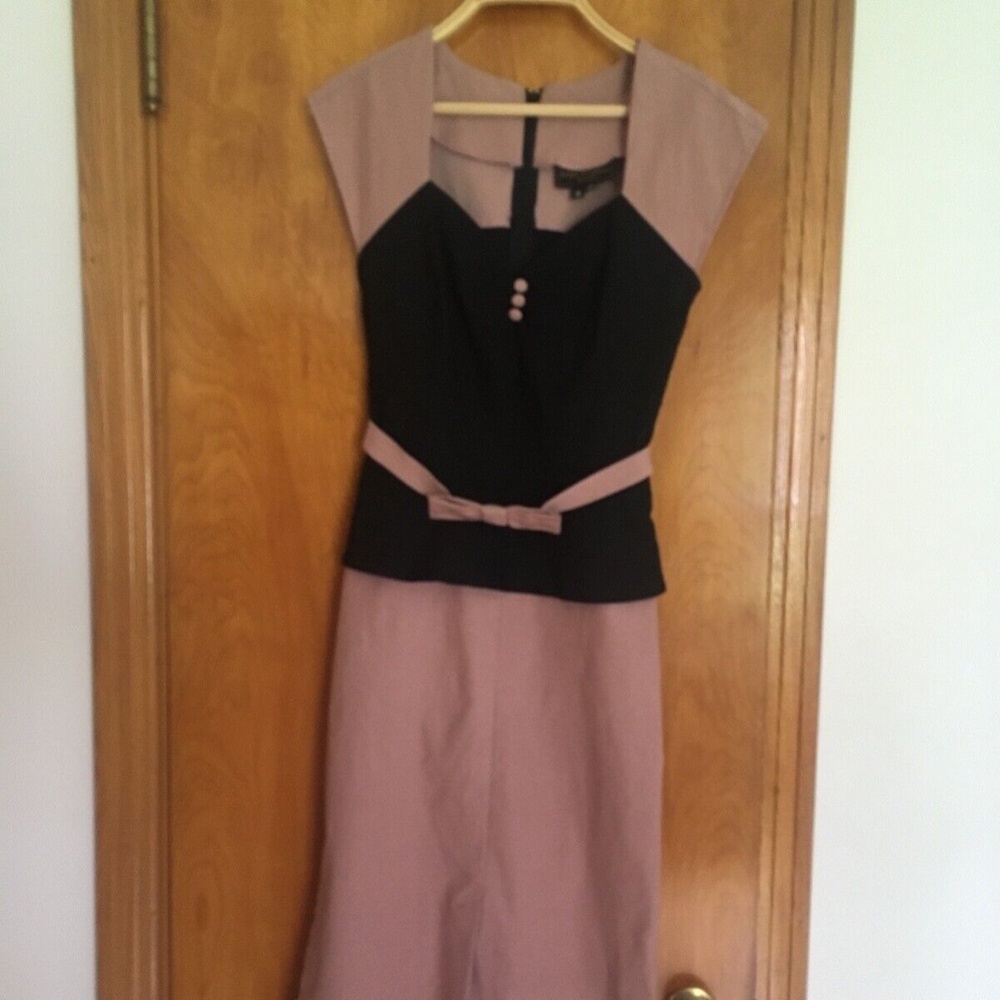 Stop staring fitted dress Small